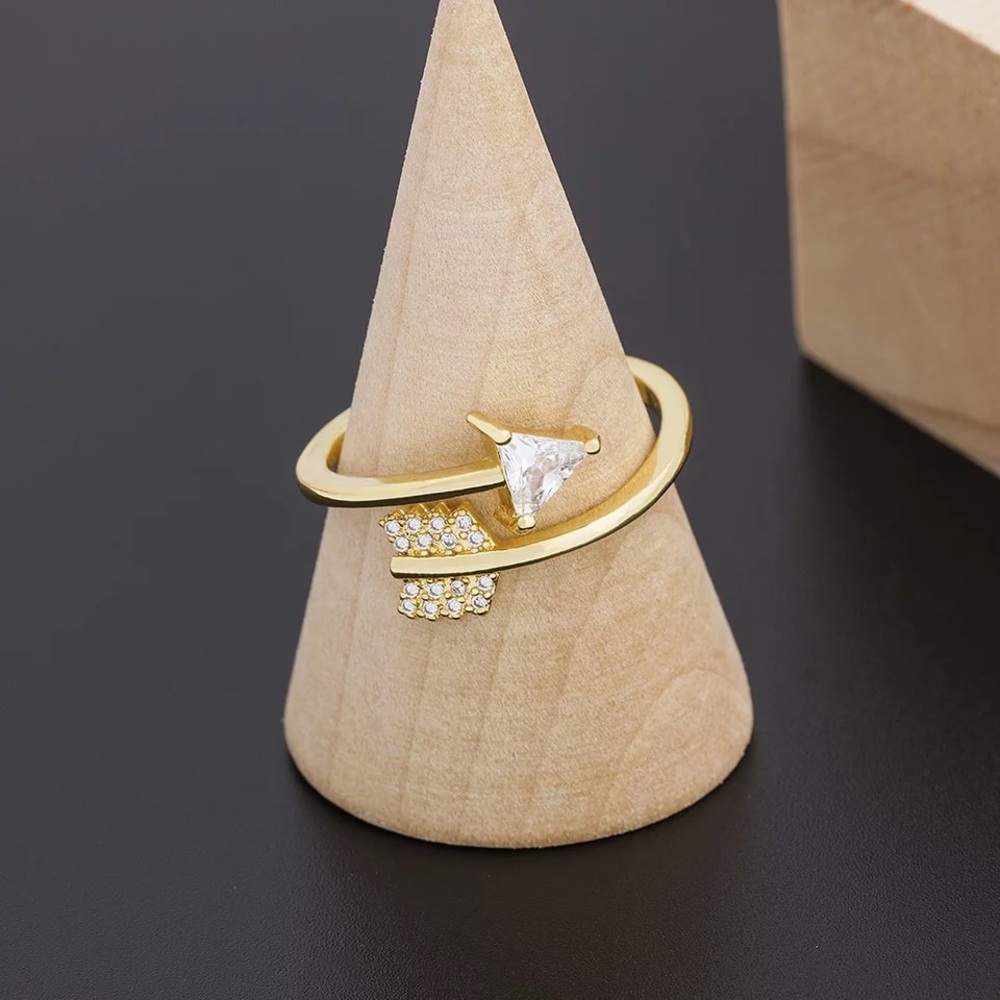 Arrow Dainty Ring (Adjustable Size)